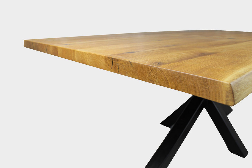 Serie "MAXIM" | Baumkantentisch - Eiche - inkl. Tischbein Matrix - versch. Größen | Länge: 160 - 300 cm | Breite: 90 -100 cm - massivholztisch-manufaktur.de